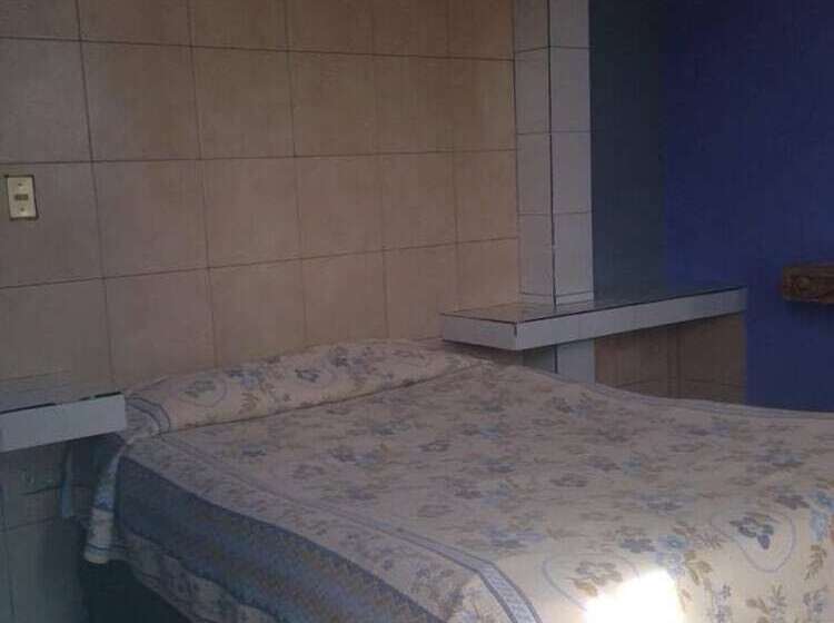 בית מלון כפרי Hn