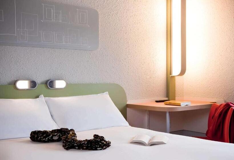 Отель Ibis Budget Pontaultcombault Rn4 Marnelavallee