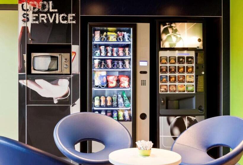 Отель Ibis Budget Pontaultcombault Rn4 Marnelavallee