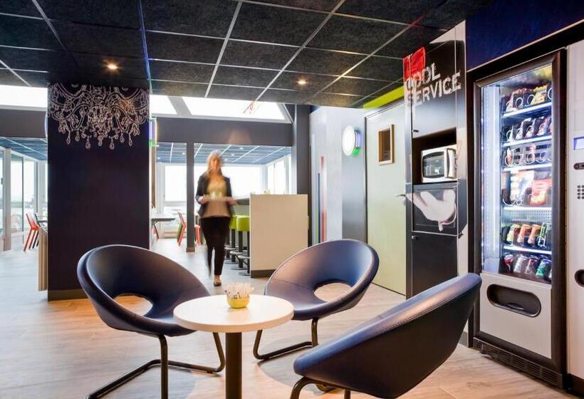 Отель Ibis Budget Pontaultcombault Rn4 Marnelavallee