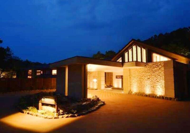 בית מלון כפרי La Vista Akangawa