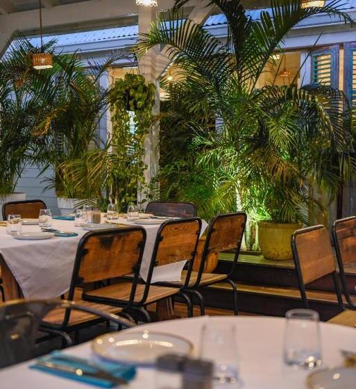 Le Temps Des Cerises Hotel Beach
