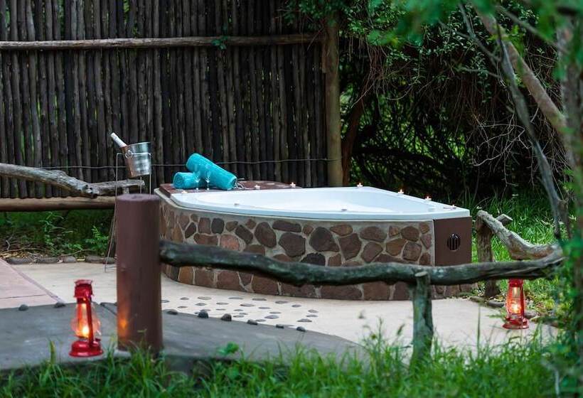 בית מלון כפרי Leopard Walk Lodge