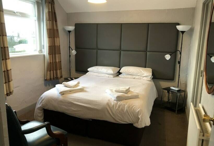 فندق Links Lets Room Only
