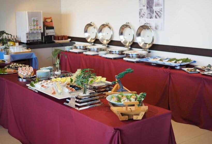 Отель Livemax Resort Setouchi Seafront