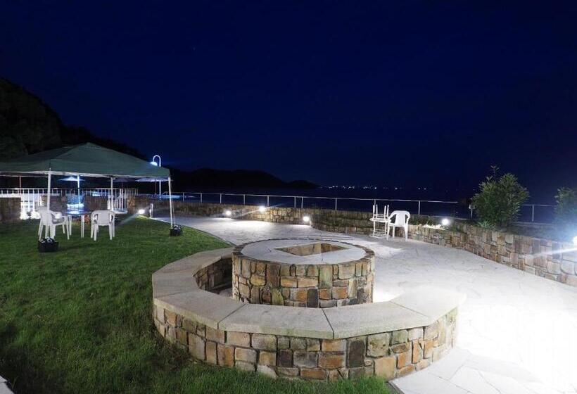Отель Livemax Resort Setouchi Seafront