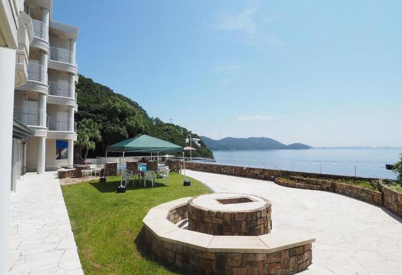 Отель Livemax Resort Setouchi Seafront