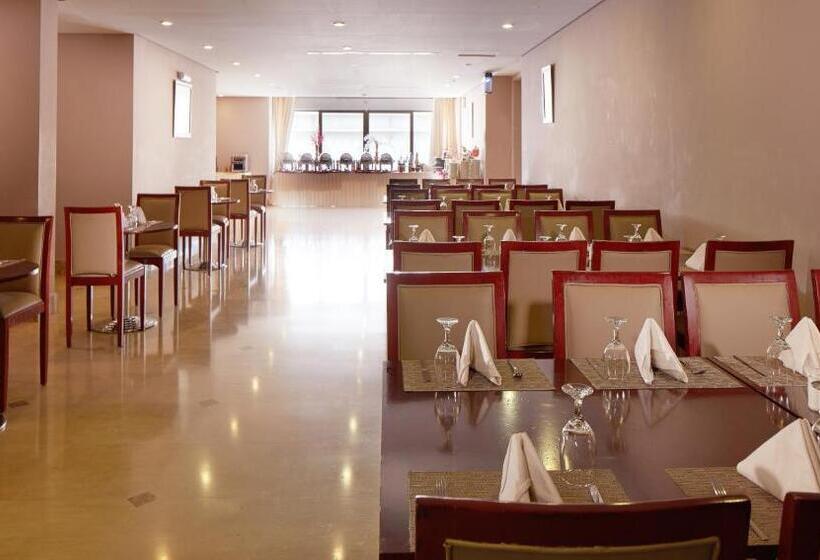 בית מלון כפרי Makarem Mina