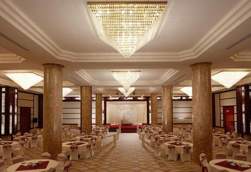 בית מלון כפרי Makarem Mina