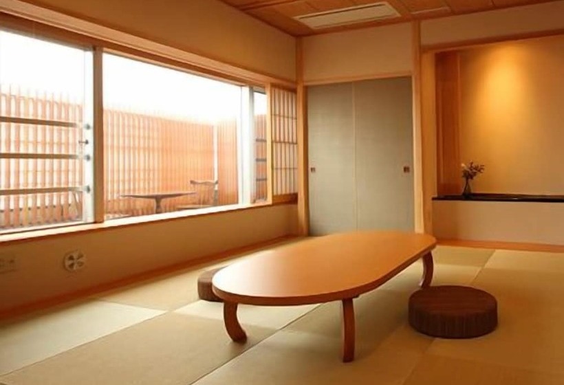 בית מלון כפרי Matsumotoro