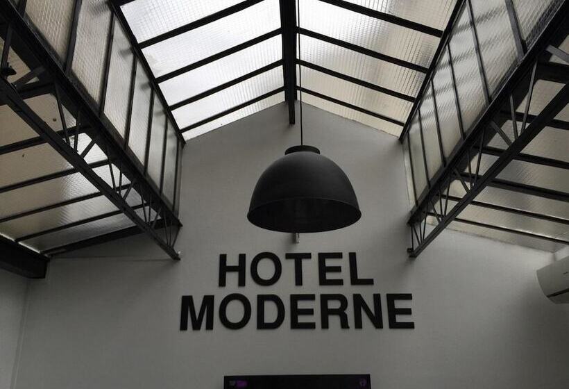 فندق Moderne