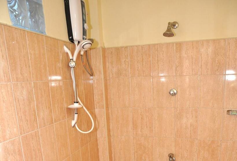 호텔 Nature Resort   Yala Safari Village