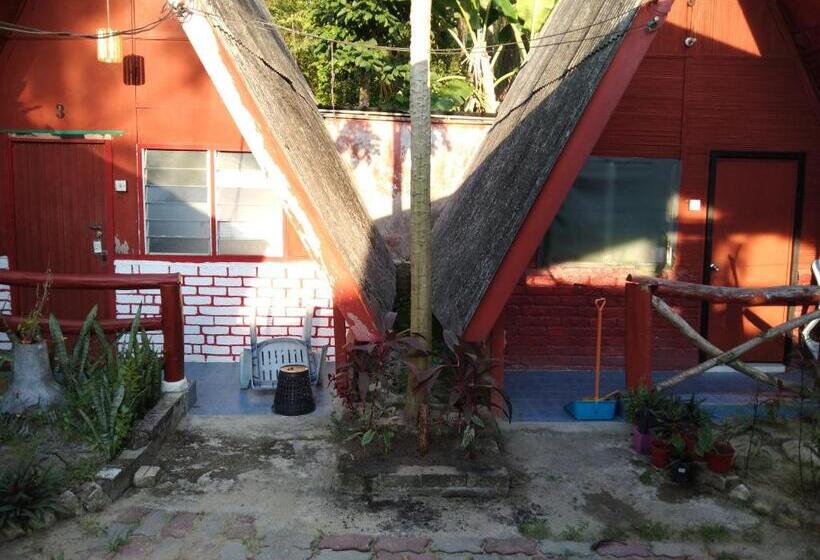 Hotel Nazri Nipah Camp