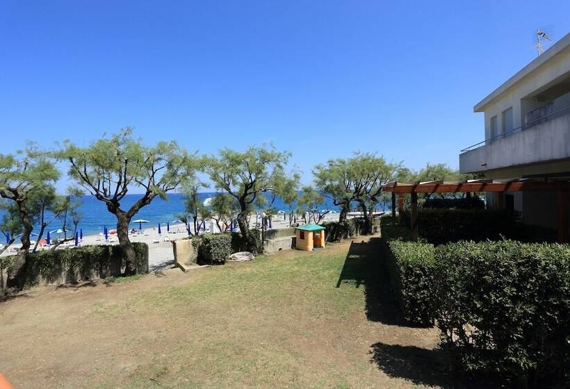 Отель Nettuno Resort