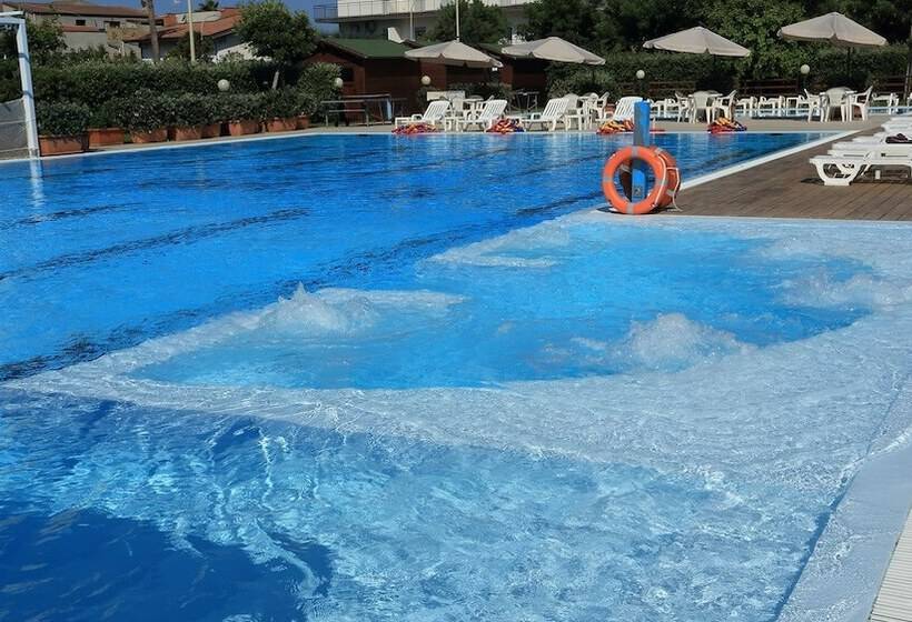 Отель Nettuno Resort