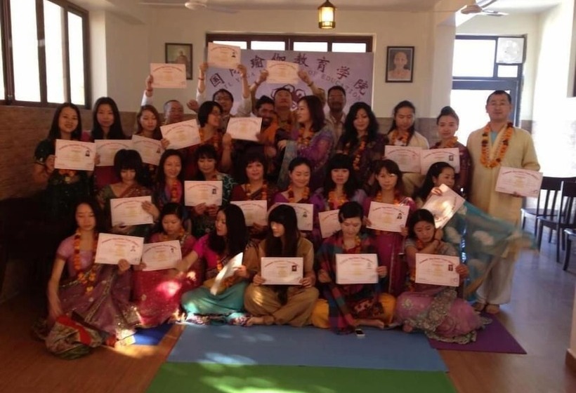 ホテル Nirvana Palace