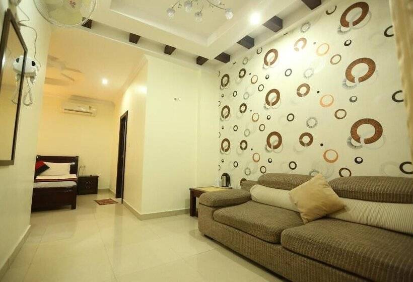 ホテル Nirvana Palace