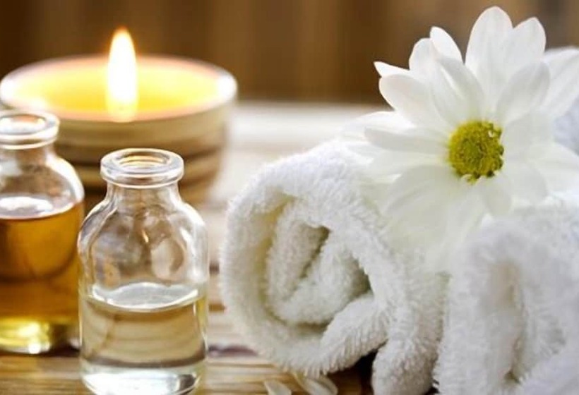 ホテル Nirvana Palace