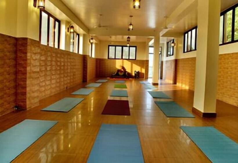 ホテル Nirvana Palace