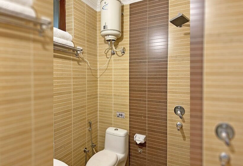 ホテル Nirvana Palace