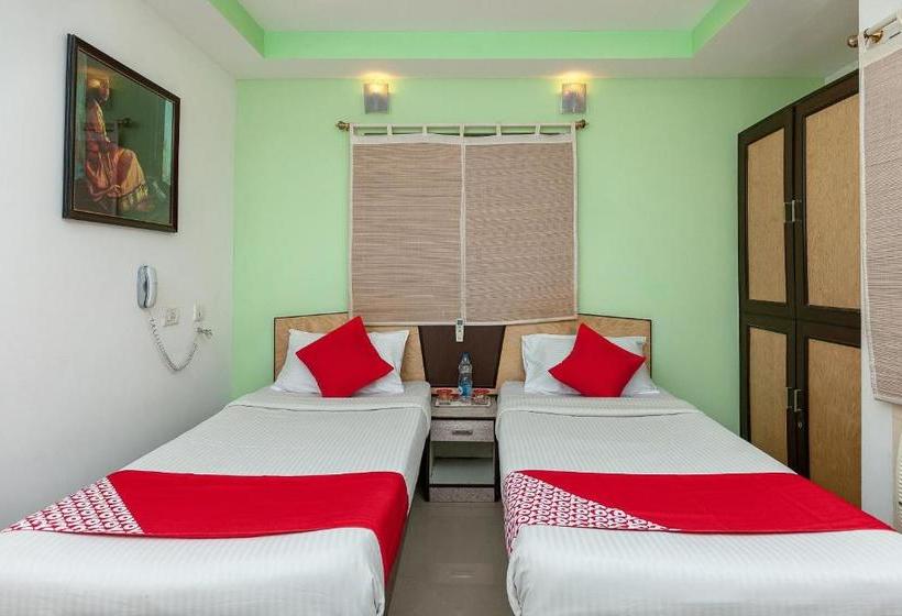 בית מלון כפרי Oyo Rooms Omr Perungudi Rmz It Park