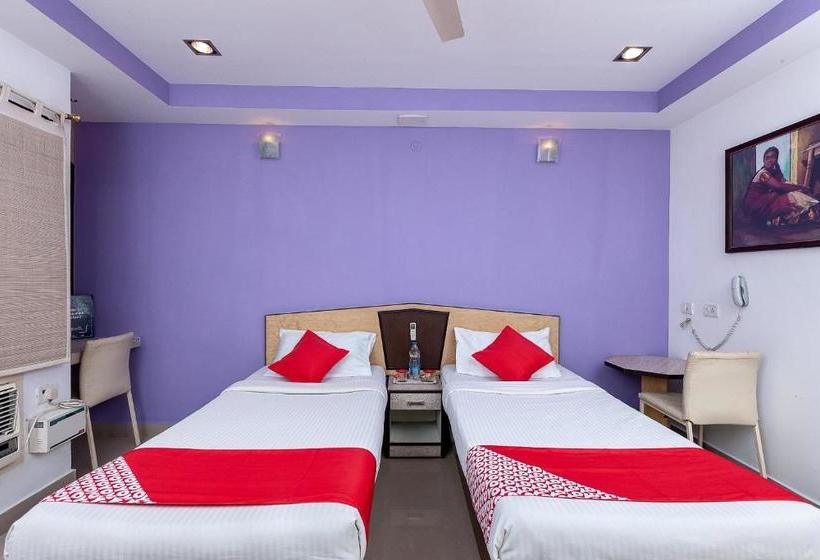 בית מלון כפרי Oyo Rooms Omr Perungudi Rmz It Park