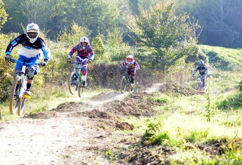 בית מלון כפרי Podere Calledro