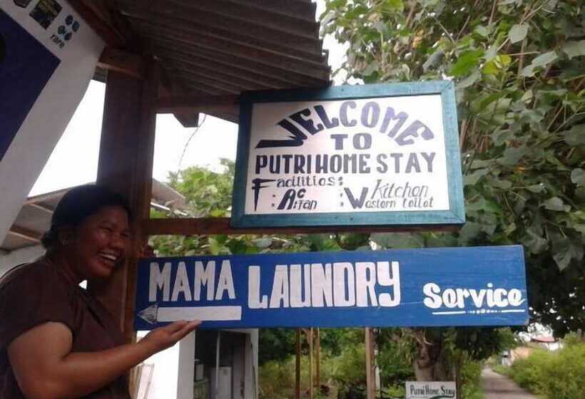 호텔 Putri Homestay