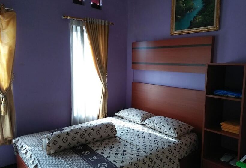 Отель Ramayana Garut