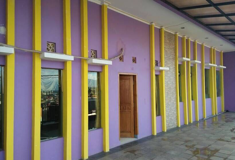 Отель Ramayana Garut