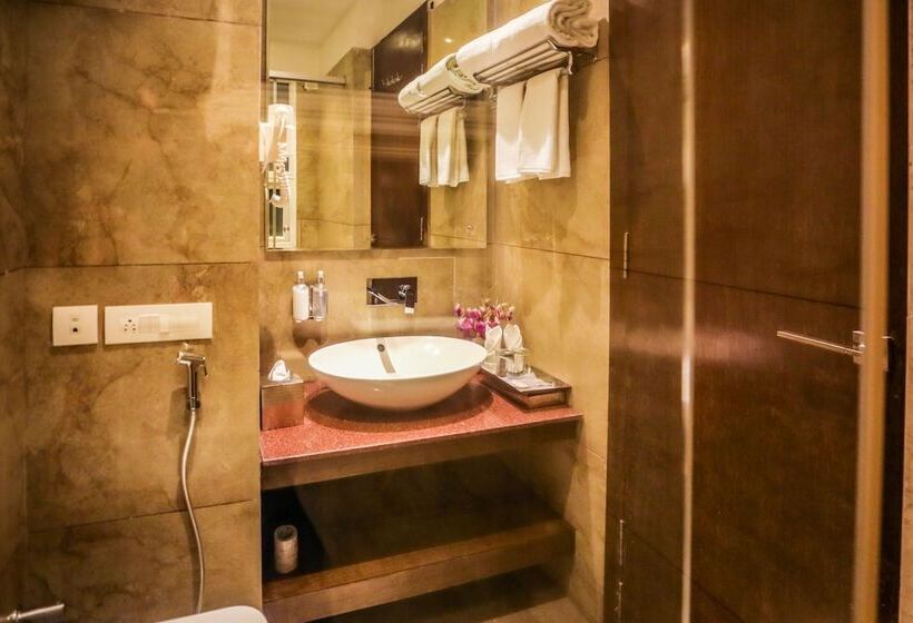 هتل Regenta Resort Exotica Dharamshala On Hilltop