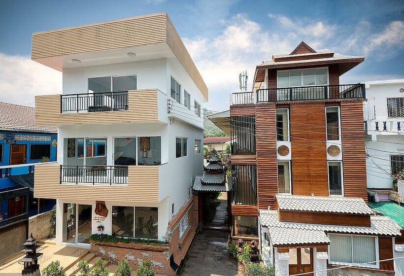 Hotel Sailomjoy The Boutique Hostel