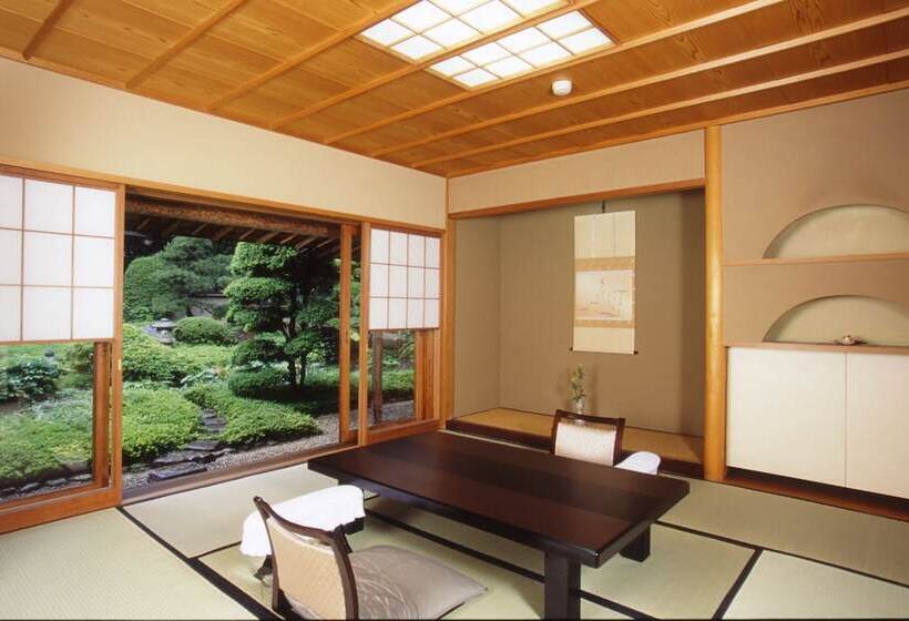 호텔 Sakuragaokasaryo