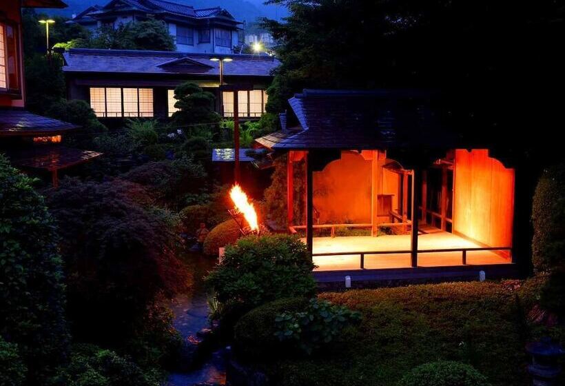 호텔 Sakuragaokasaryo