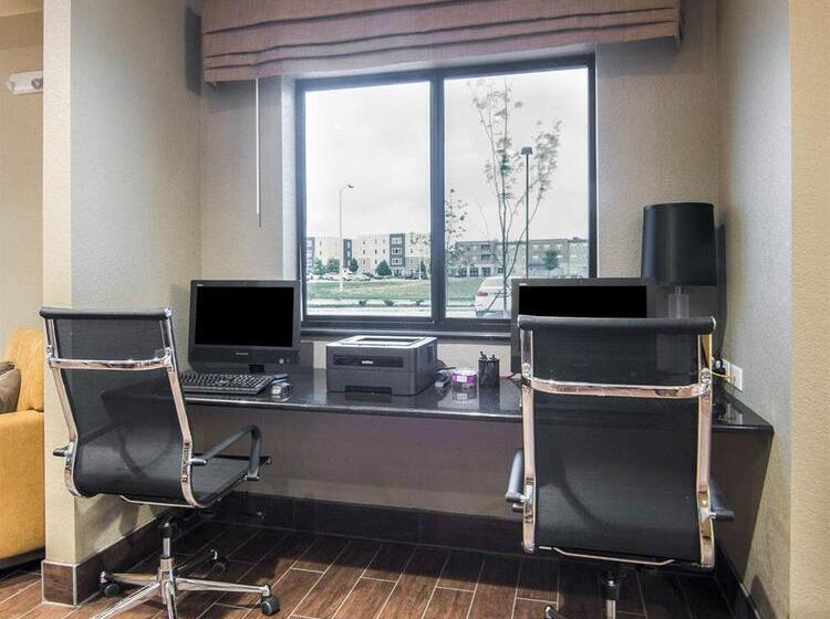 فندق Sleep Inn & Suites Fort Dodge