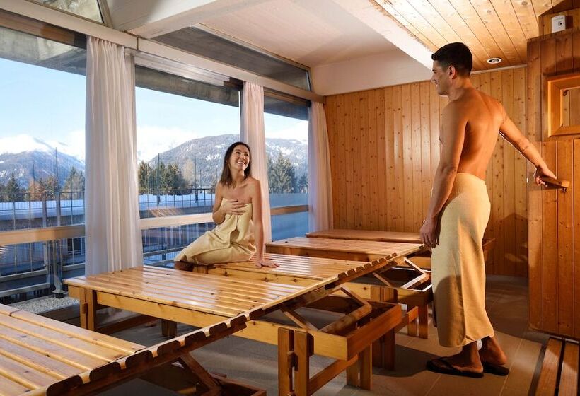 בית מלון כפרי Th Marilleva