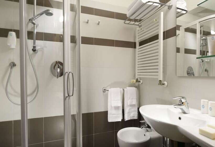 בית מלון כפרי Th Marilleva