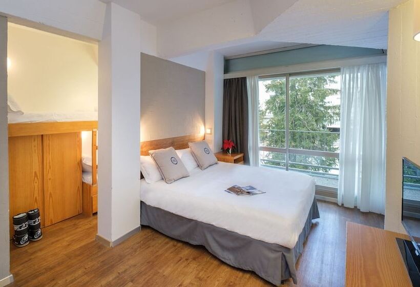 בית מלון כפרי Th Marilleva