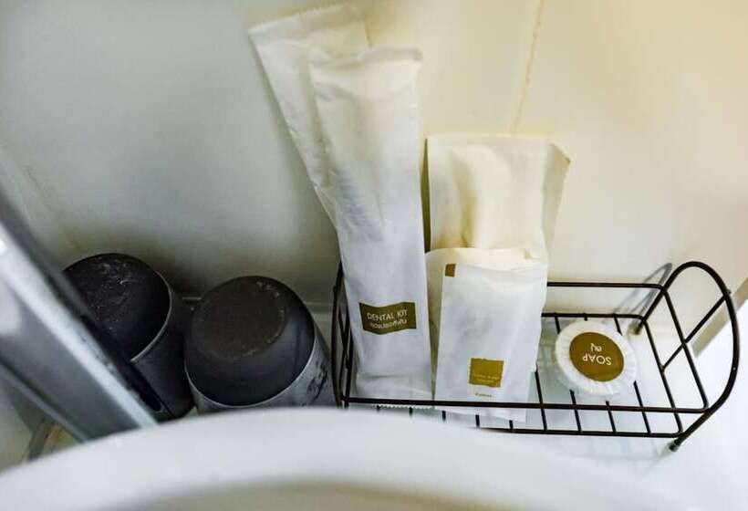 호텔 Thai Kamala Beach Front