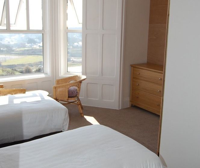 Отель The Grosvenor Guest House