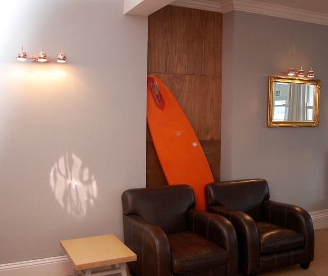 Отель The Grosvenor Guest House