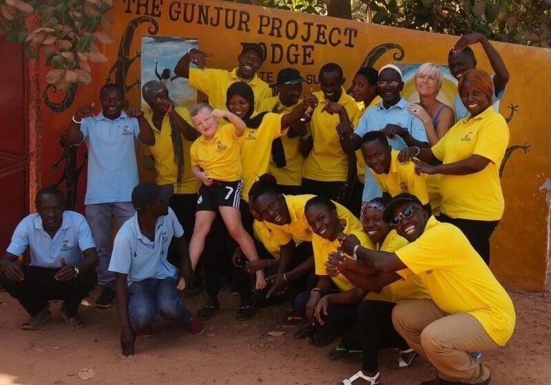 هتل The Gunjur Project Lodge