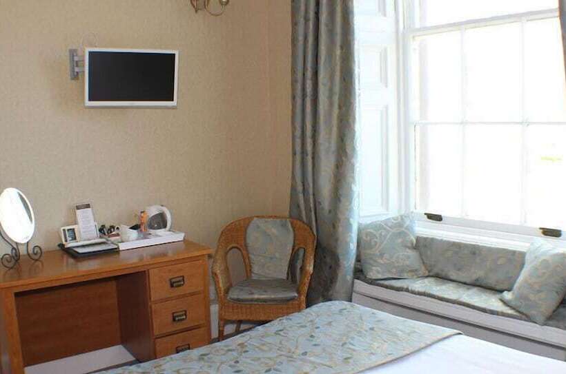 בית מלון כפרי The Southfield