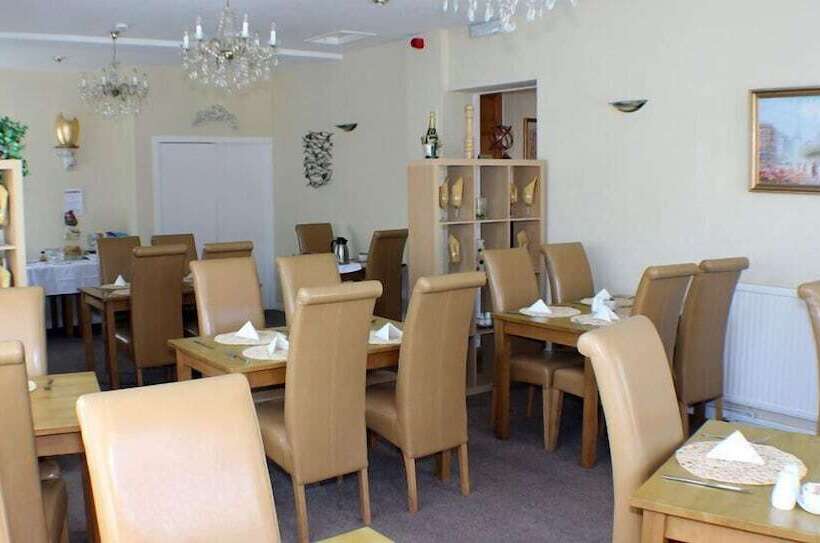 בית מלון כפרי The Southfield