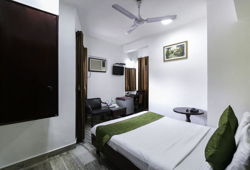 Отель Treebo Trend New Castle