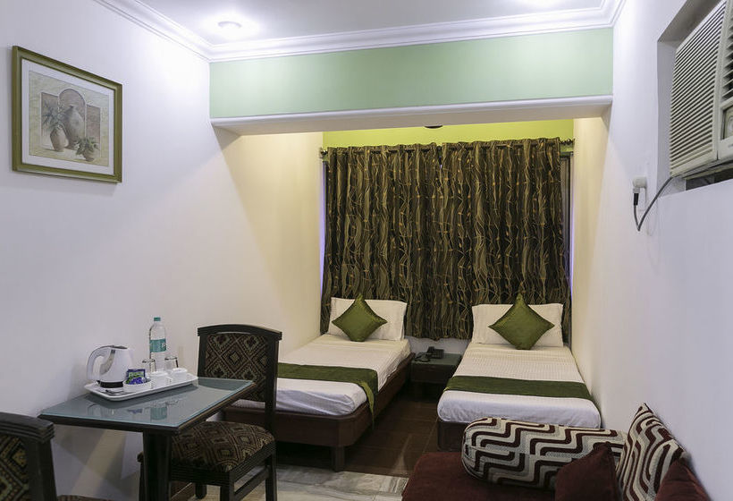 Отель Treebo Trend New Castle