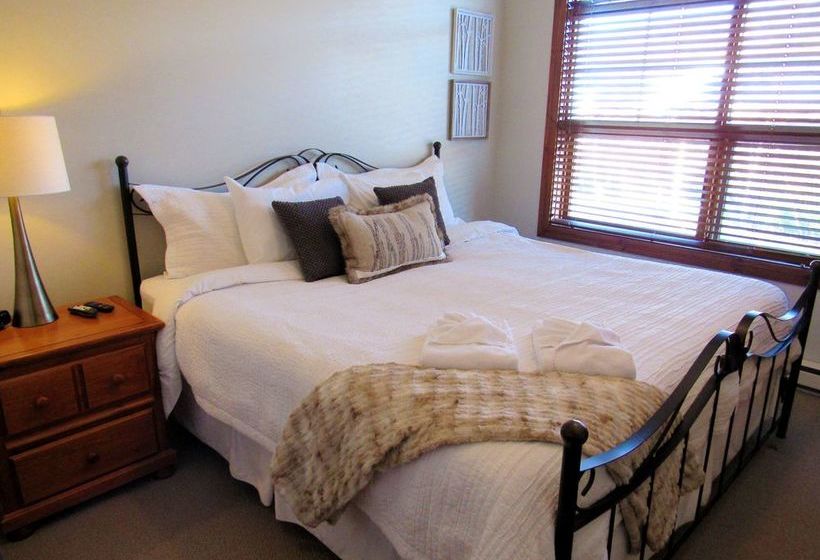 호텔 Tremblant Les Eaux By Les Suites