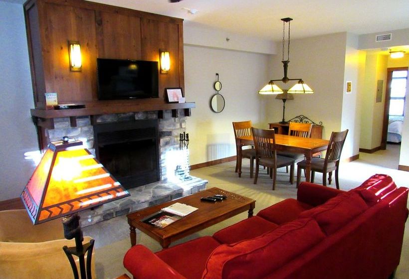 호텔 Tremblant Les Eaux By Les Suites