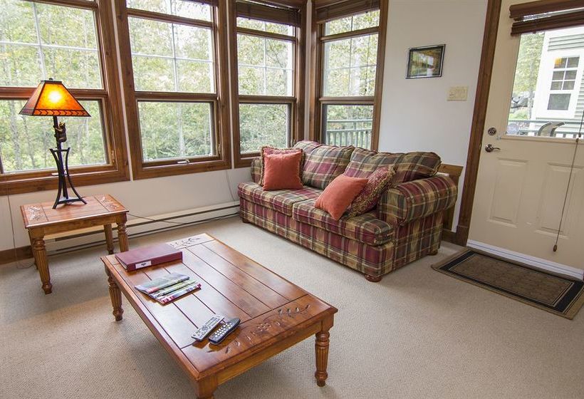 호텔 Tremblant Les Eaux By Les Suites