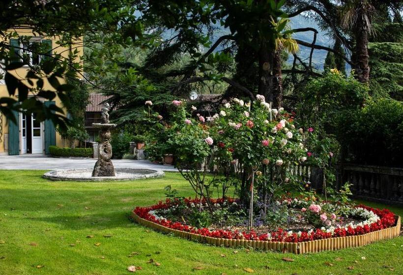 هتل Villa Angelica